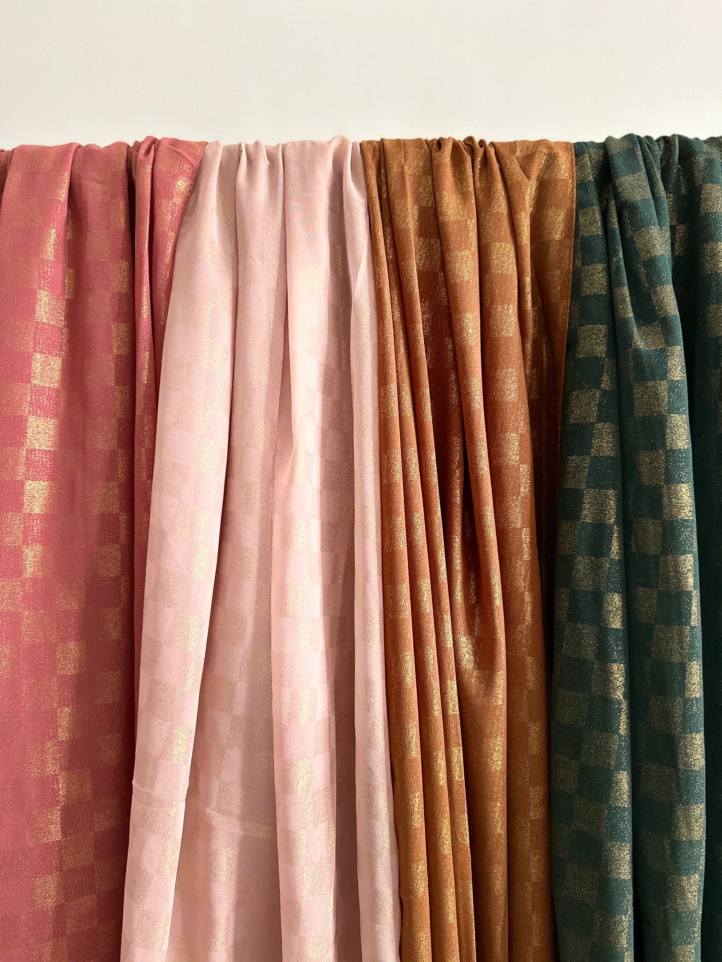 Gleam Chequered Hijab