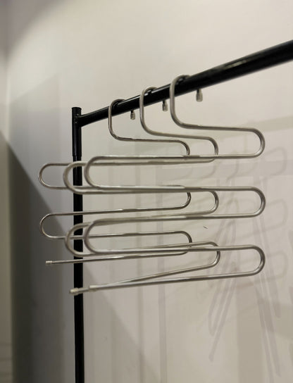 Metal Scarf Hanger ￼